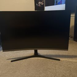 32in Samsung Curved Monitor