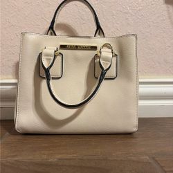 Steve Madden crème purse