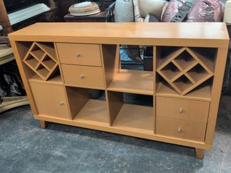 Buffet console wine
