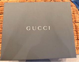 Authentic Gucci gift  box with dust bag