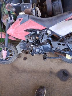 Little one motorcycle with a 125 engine