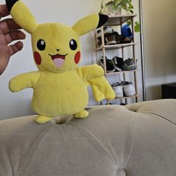 PIKACHU 