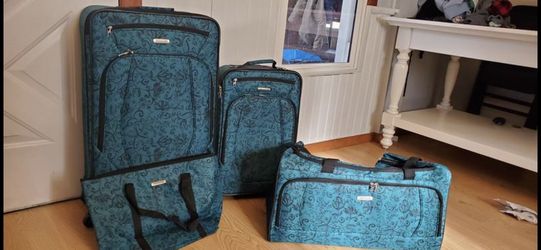 New $85 American Tourister