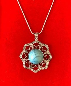 Neclace