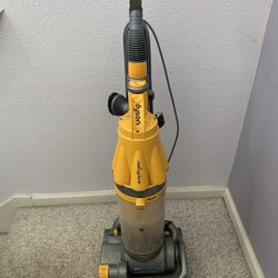 Dyson Dc-07 Vacuum Cleaner