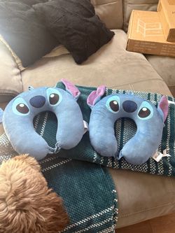 Airport pillows