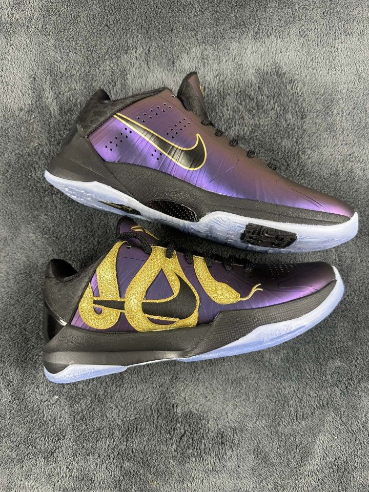 🐮 Kobe years of the snake