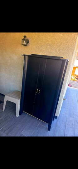 Wooden cabinet