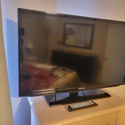 32" Samsung TV 
