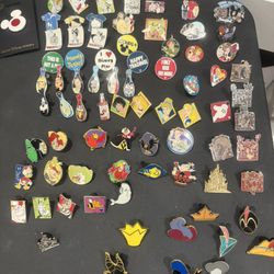 Disney Pins 