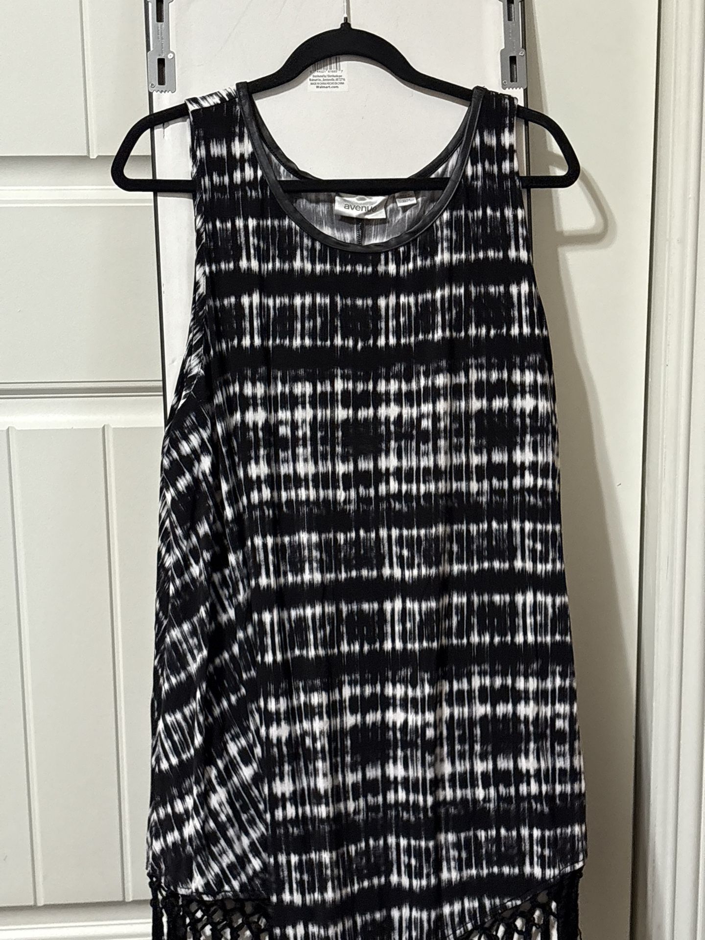 black and white plaid tank top