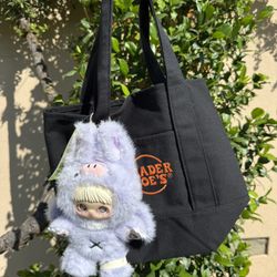 Trader Joe’s Halloween Tote (Black)