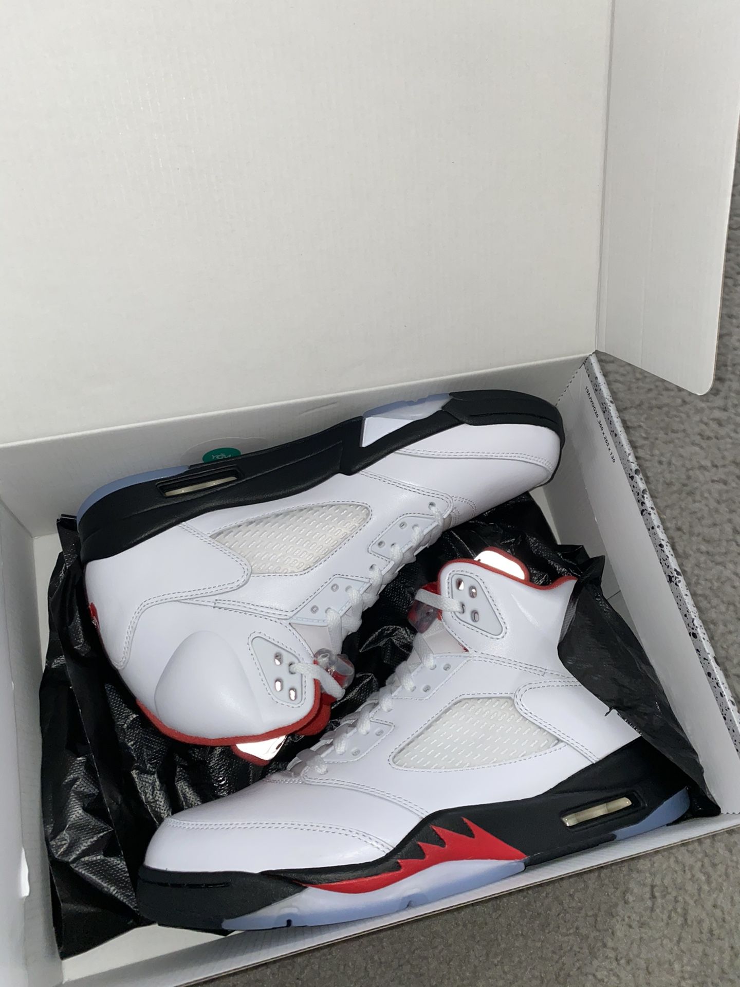 Jordan retro 5 fire red