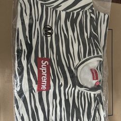 Supreme Box Logo Crewneck - Zebra FW22