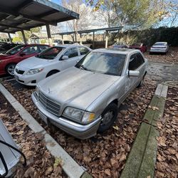 2000 Mercedes-Benz C-Class