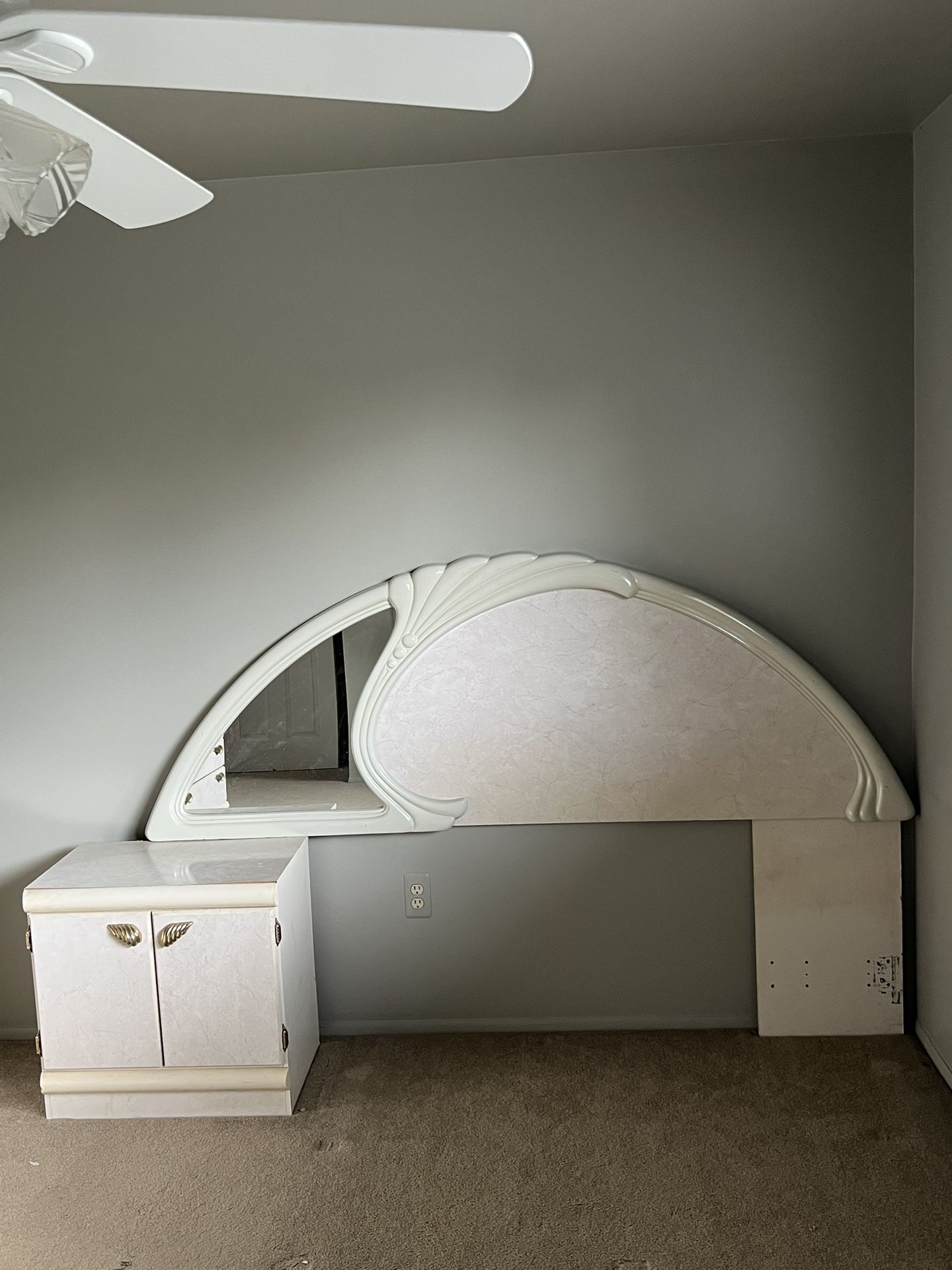 Queen Bedroom Set