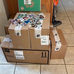 Approximately 150,000 Sports Cards All Commons 