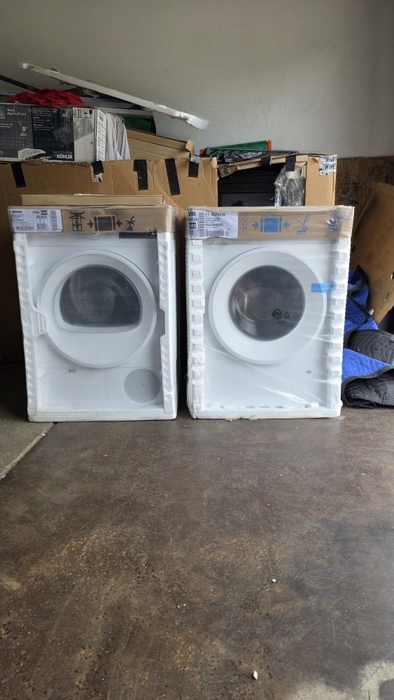 Brand New Bosch 24" Front Load Washer Dryer Set 