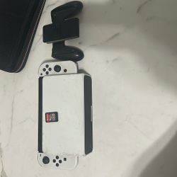 Nintendo Switch Oled Game And Accessories 
