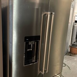 36’ KITCHEN AID NEW COUNTER DEPTH