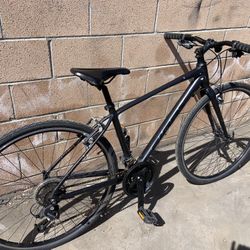 Giant Escape 3. 21 Speed Small Size Lightweight Aluminum Frame 