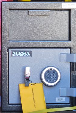 Depository safe front digital lock