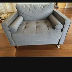 Good condition arm chair