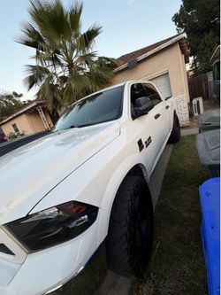 2013 ram 1500 5.7 hemy 4x4