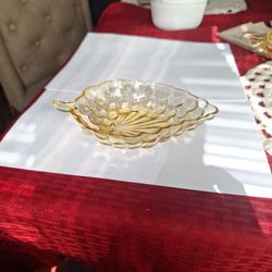Vintage 1940s Anchor Hocking Grape Shaped Yellow Glass Nut Candy Dish