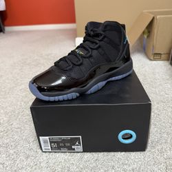 Jordan 11 Gammas Size 5.5Y