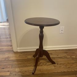 Pedestal Side Table