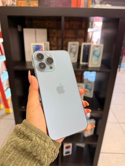 iPhone 13 PRO MAX 128GB UNLOCKED🤍