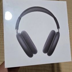 Apple AirPods Max – Brand New (Receipt Included)