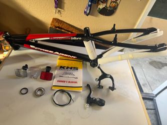 Free Agent Speedway Micro BMX bicycle frame in black and red.