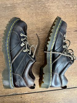 Dr. martens finnegan oxford online