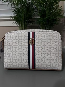 New Tommy Hilfiger Shoulder Bag, All-Over Pattern, Women's, Off-White $45 - Lewisville