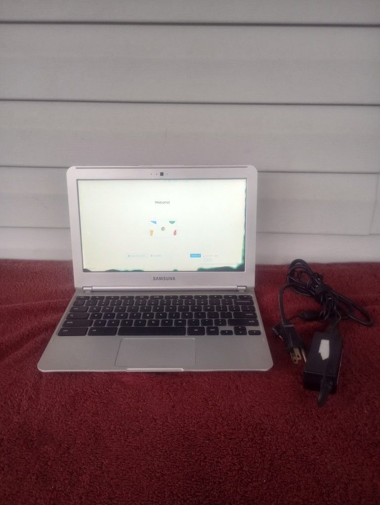 SAMSUNG XE303C12-A01US Samsung Series 3 Chromebook