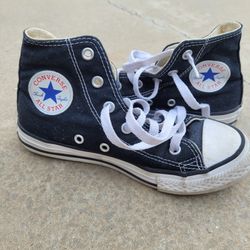 Converse Chucks Size 1 
