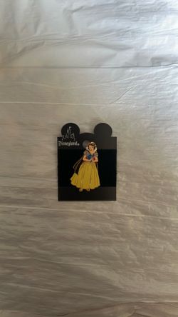 Snow White Pin Disney
