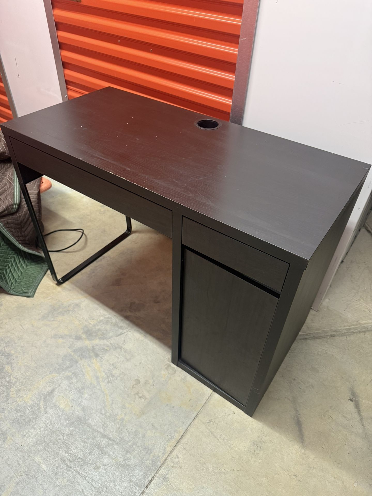 Brown Wood Desk Pick Up