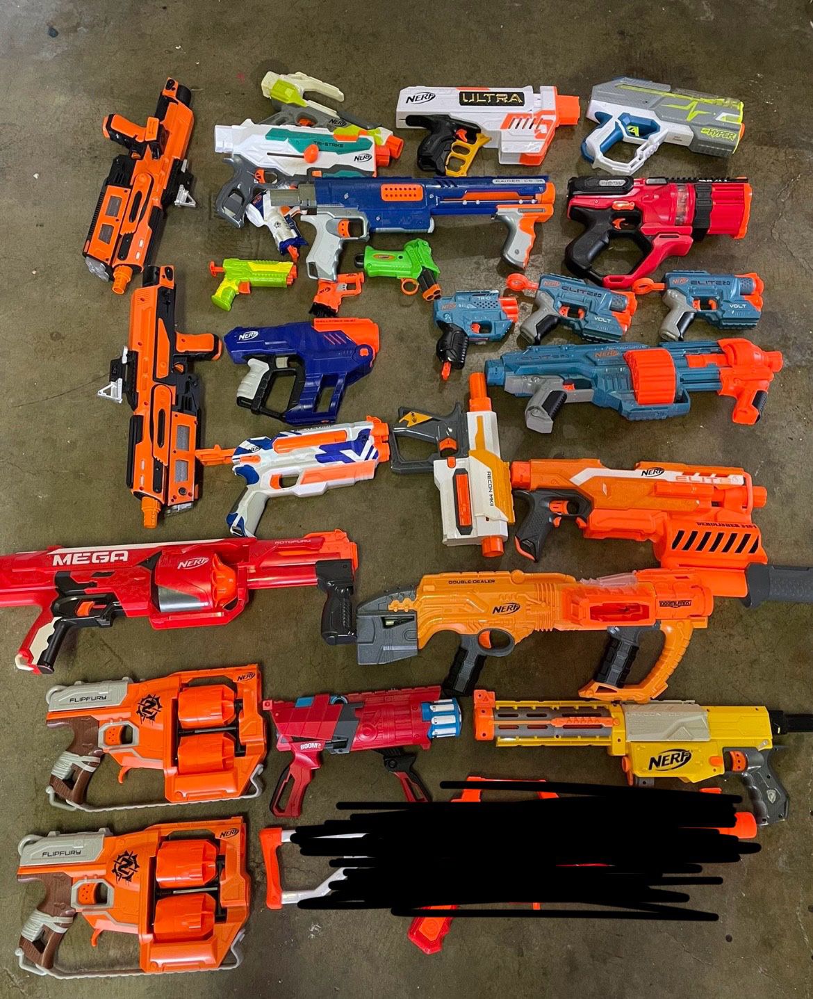 25 Nerf Guns And More 