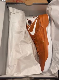 Nike kd 4 Texas long horns orange size 9.5 men (NEED GONE ASAPP)
