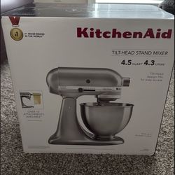 KitchenAid Deluxe 4.5 Quart Tilt Head Stand Mixer
