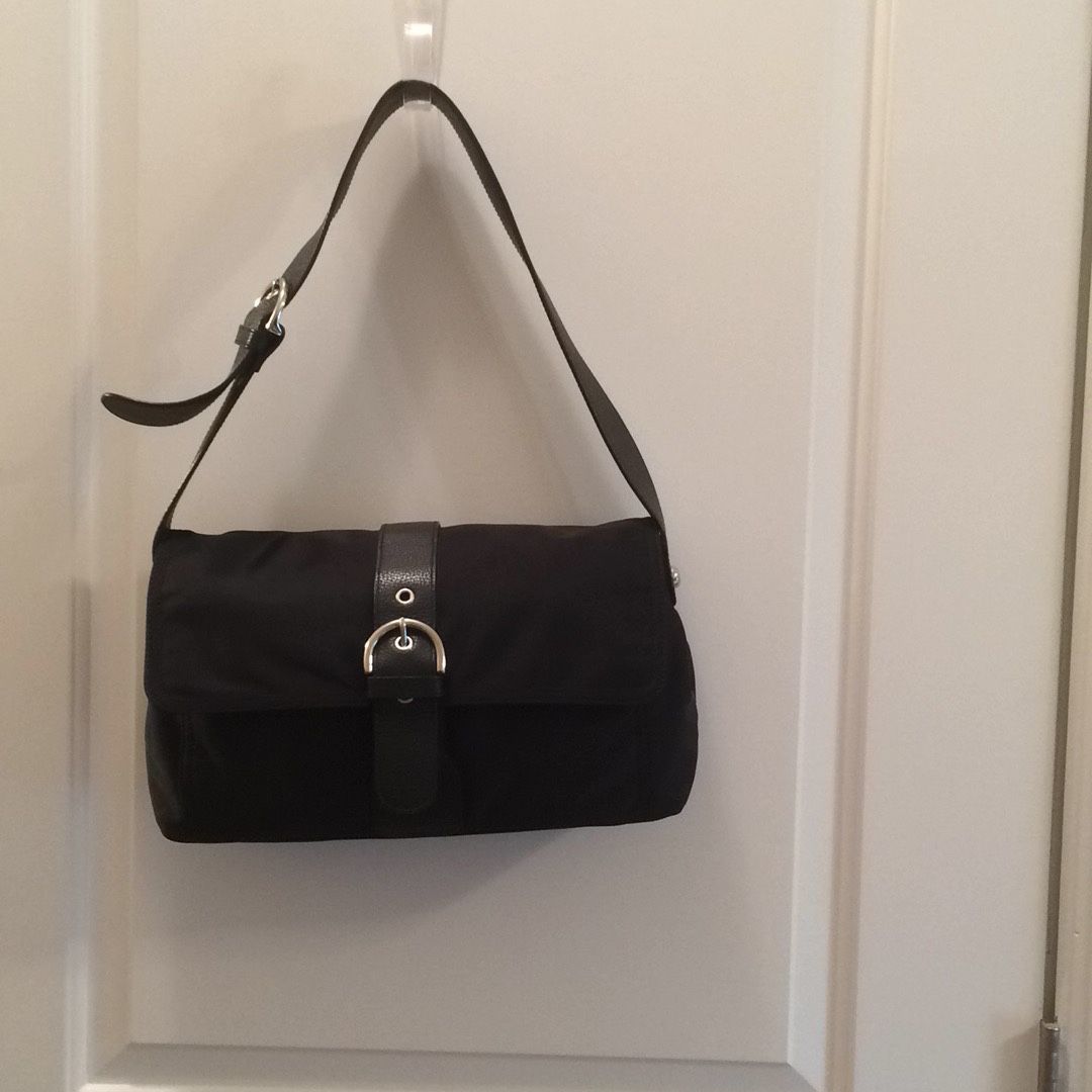 Pretty Women’s Handbag (Talbots)