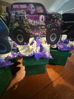 Monster jam centerpiece 6 count