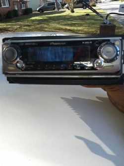 pioneer CD player $30