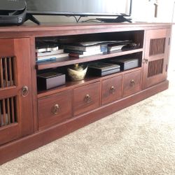 Solid wooden tv cabinet