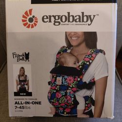Ergo Baby French Bull