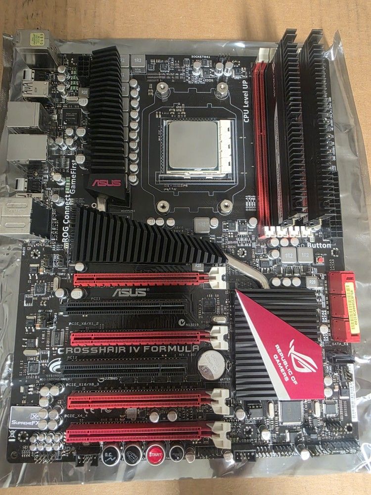 ASUS AMD 890FX/SB850 ATX Motherboard Crosshair IV Formula