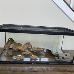Reptile Or Small Critter Tank